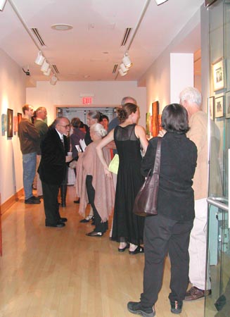 centergallerywithpeoplejpg